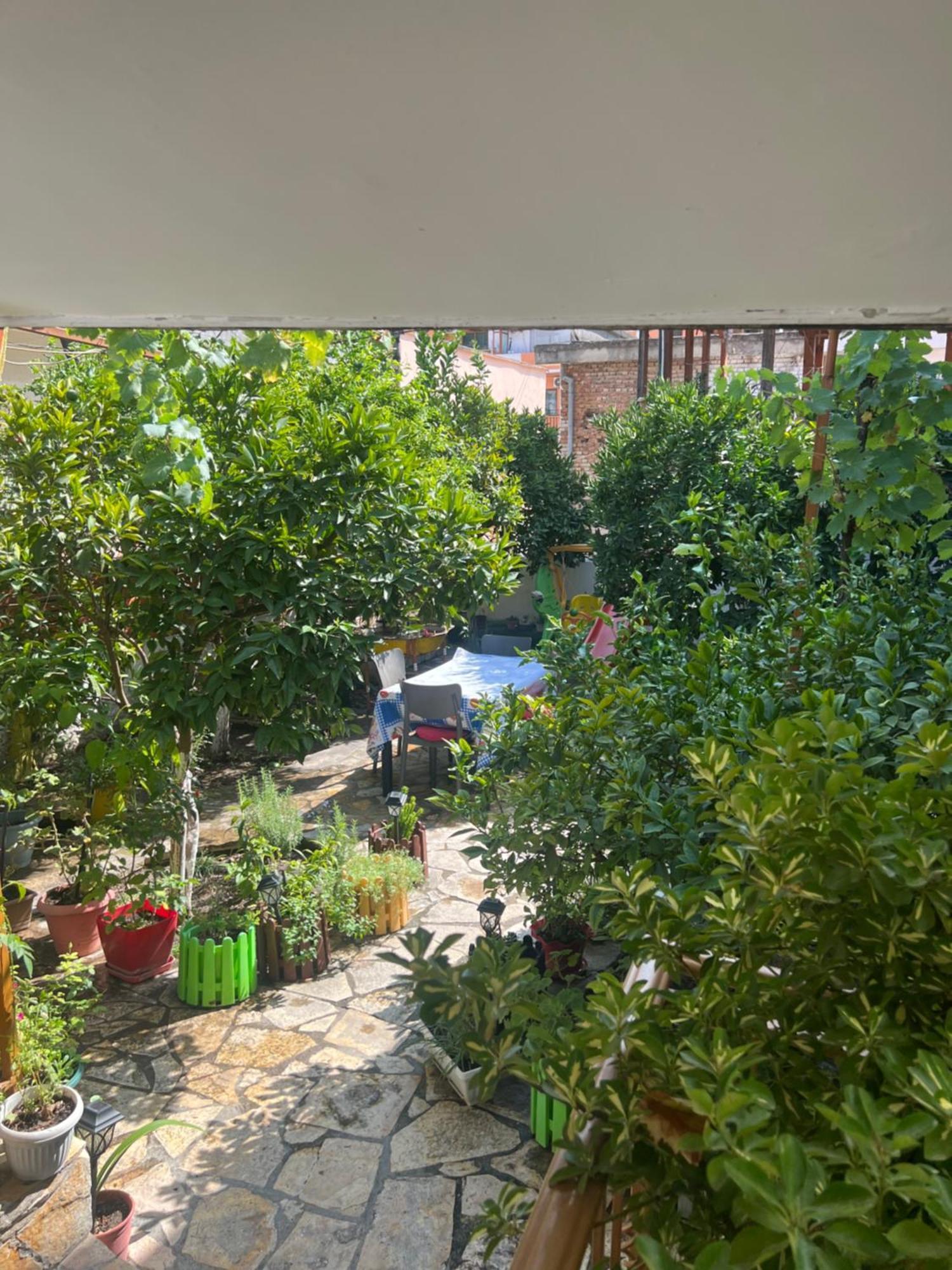 Apartment Geart Berat Buitenkant foto