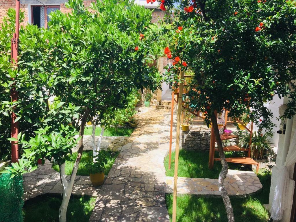 Apartment Geart Berat Buitenkant foto