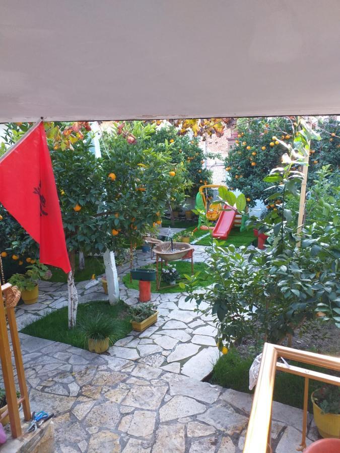 Apartment Geart Berat Buitenkant foto